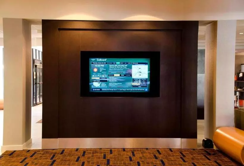 酒店 Courtyard Waterbury Downtown