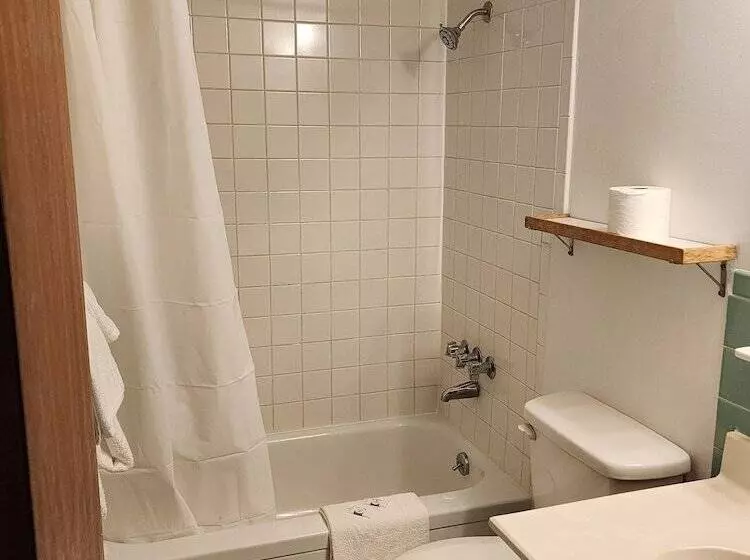 호텔 Covered Bridge Riverview Lodge