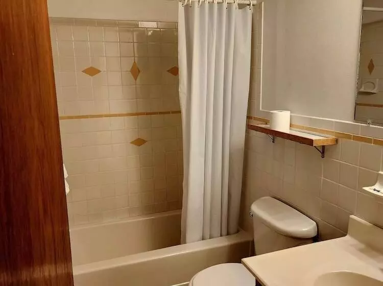 호텔 Covered Bridge Riverview Lodge