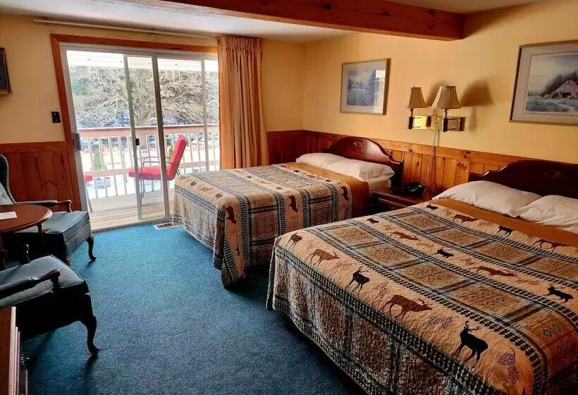 호텔 Covered Bridge Riverview Lodge