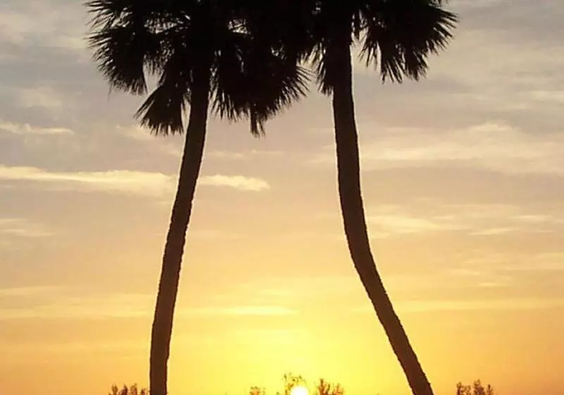 호텔 Davis House Inn