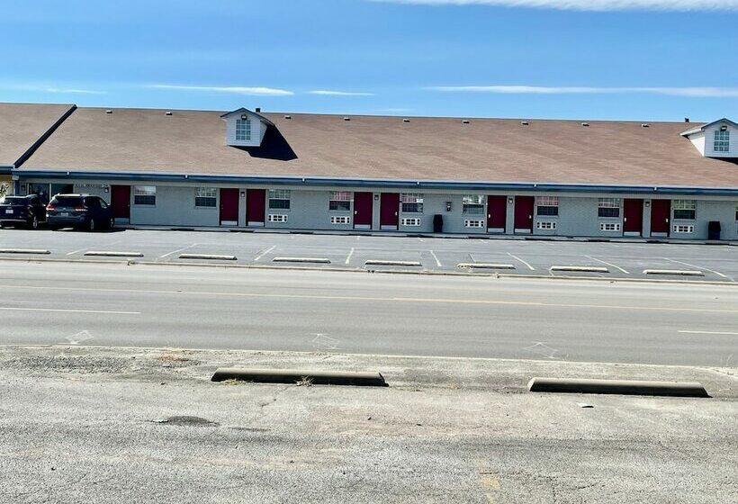 Otel Delux Inn Cleburne