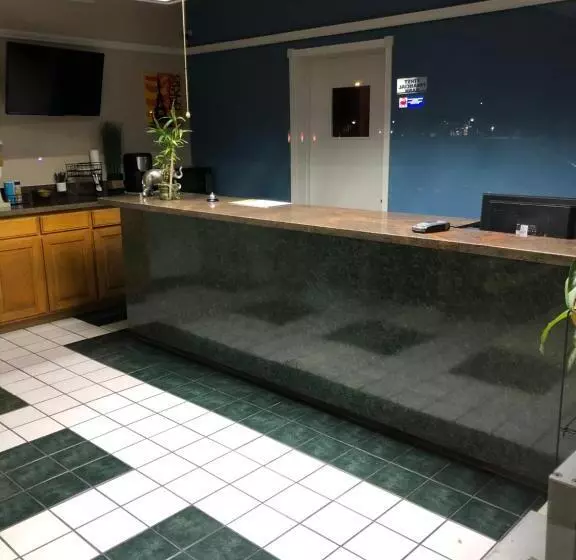 Отель Delux Inn Cleburne