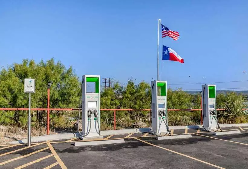 Otel Econolodge Junction