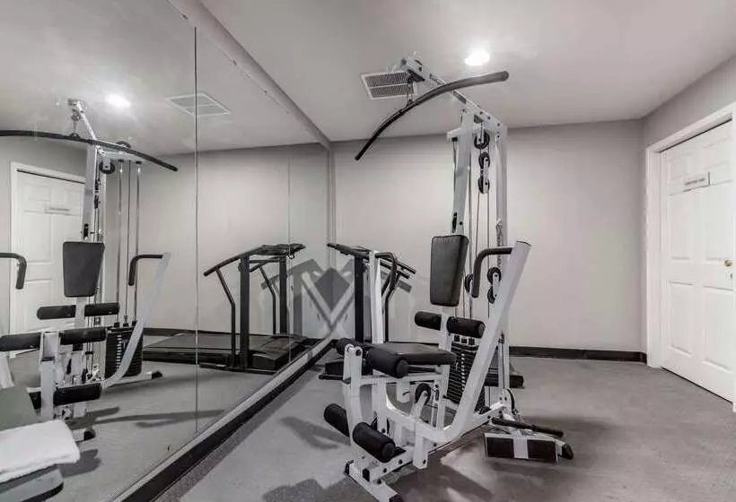 Otel Econolodge Junction