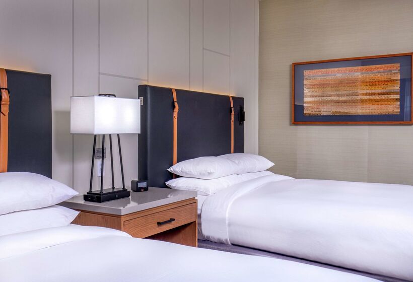 בית מלון כפרי Hilton Boston/ Woburn