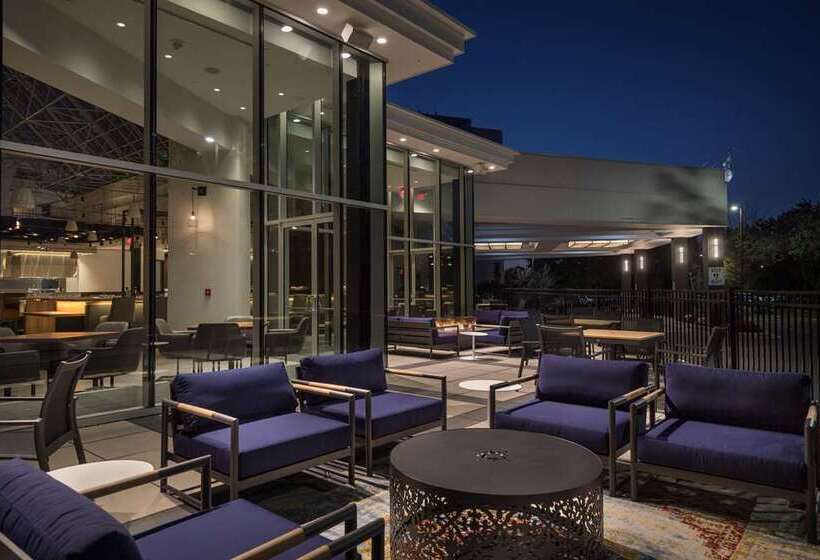 בית מלון כפרי Hilton Boston/ Woburn