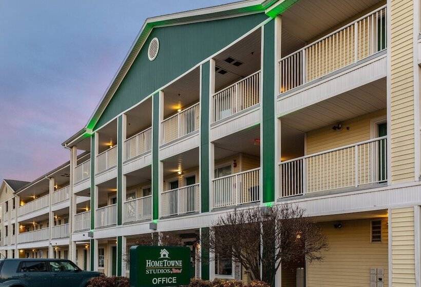 ホテル Hometowne Studios Nashville  Airport/ Briley Pkwy