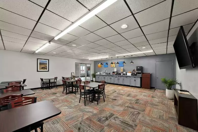 فندق Quality Inn & Suites