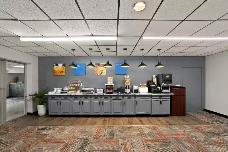 فندق Quality Inn & Suites