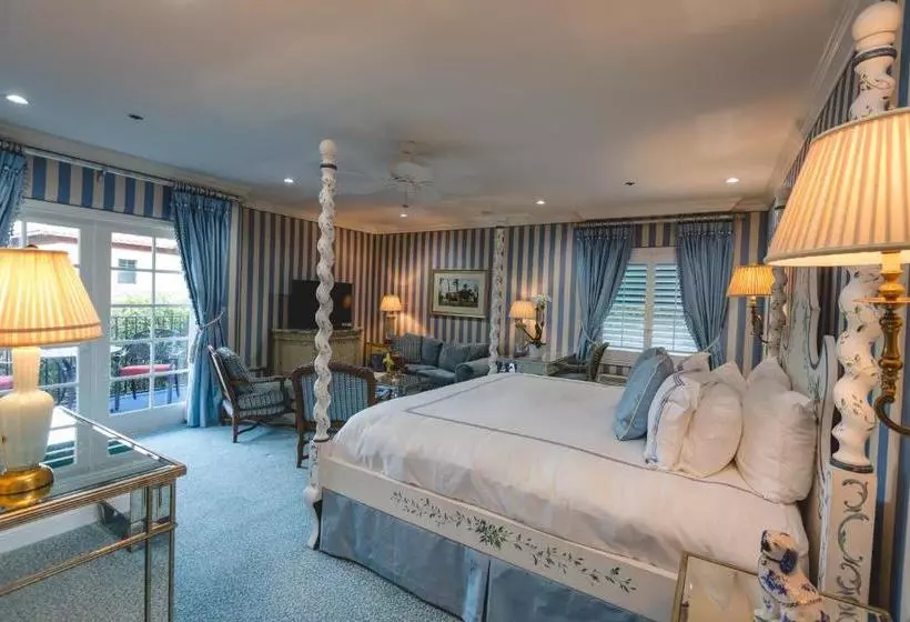 هتل The Chesterfield  Palm Beach