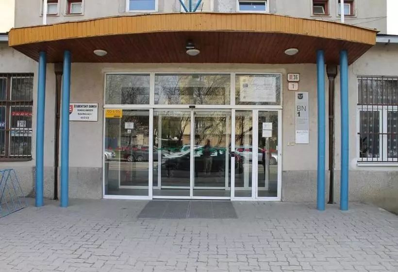 هاستل šd Němcovej 1
