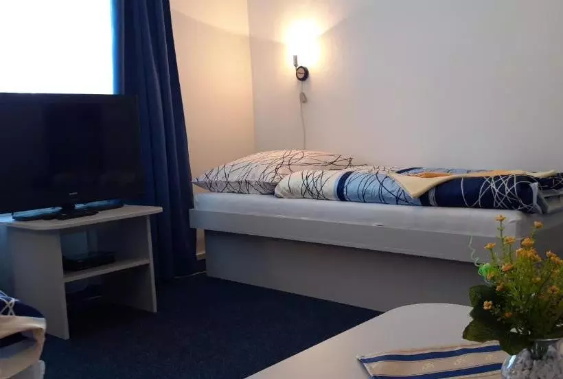هاستل šd Němcovej 1