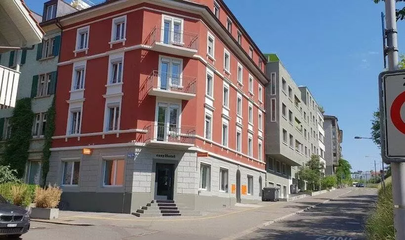 Easyhotel Zürich West