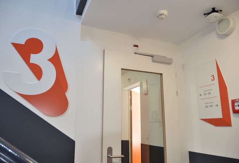 Easyhotel Zürich West