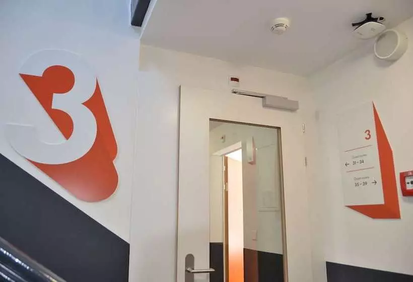 Easyhotel Zürich West