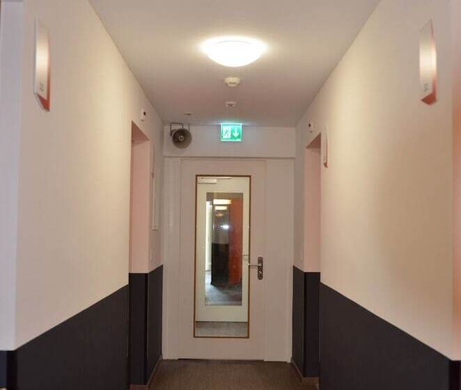 Easyhotel Zürich West