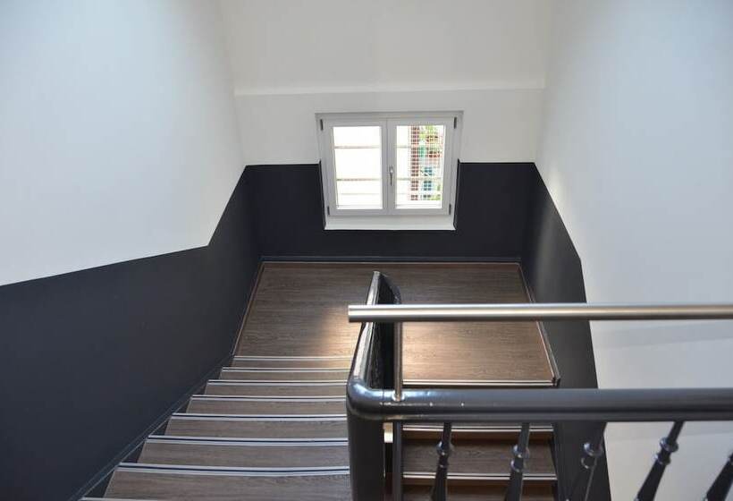 Easyhotel Zürich West