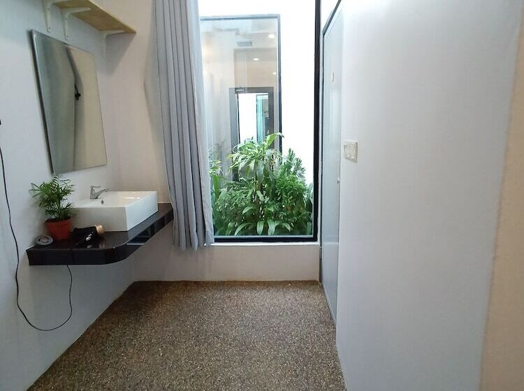 בית מלון כפרי Beds In Garden Hostel Sdn Bhd