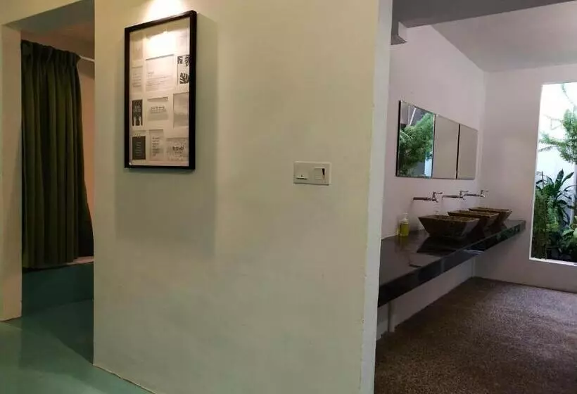 Hotelli Beds In Garden Hostel Sdn Bhd