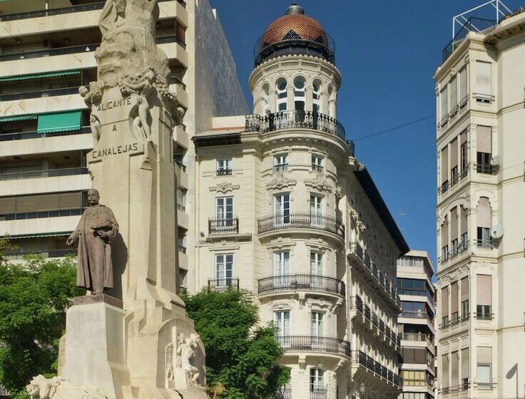 هتل Casa Alberola Alicante, Curio Collection by Hilton