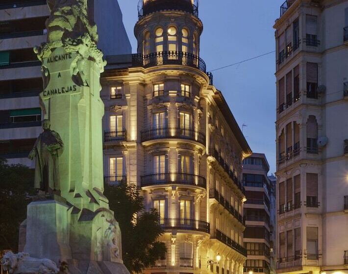 هتل Casa Alberola Alicante, Curio Collection by Hilton