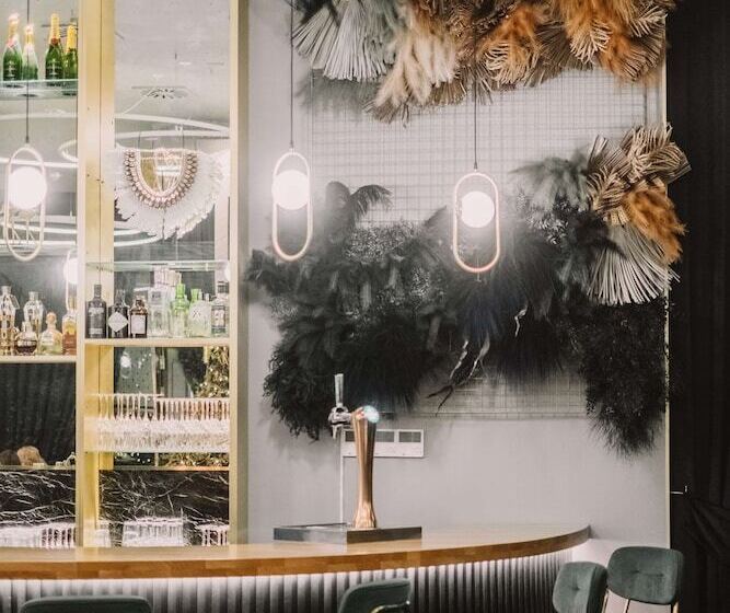 هتل Casa Alberola Alicante, Curio Collection by Hilton