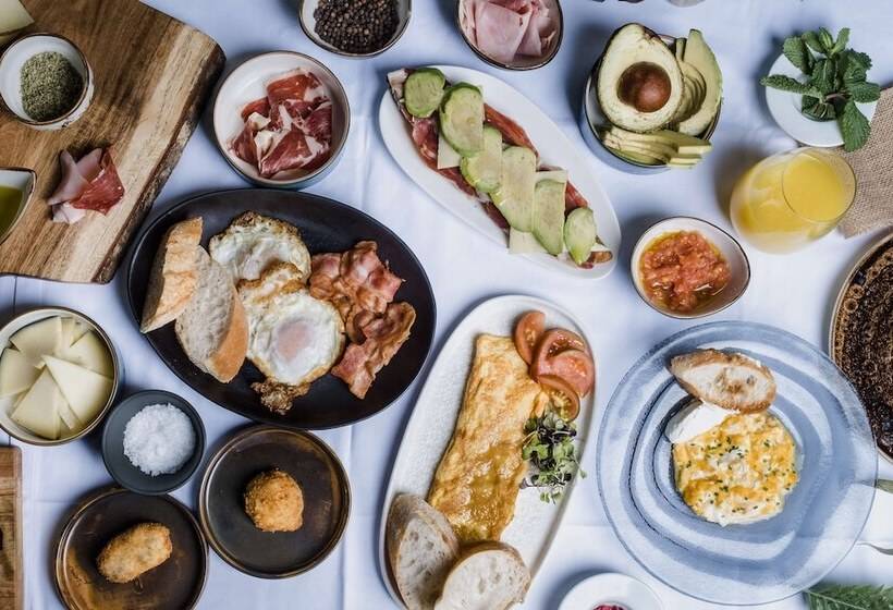 هتل Casa Alberola Alicante, Curio Collection by Hilton