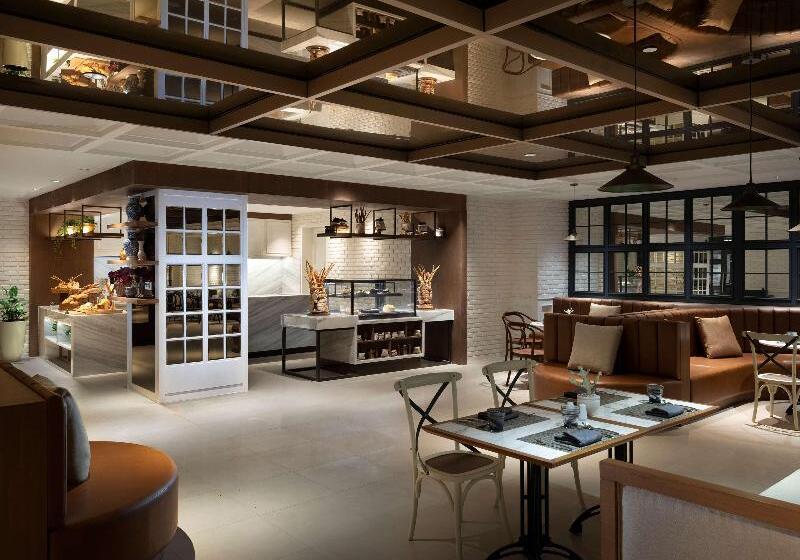 호텔 Doubletree By Hilton Surabaya