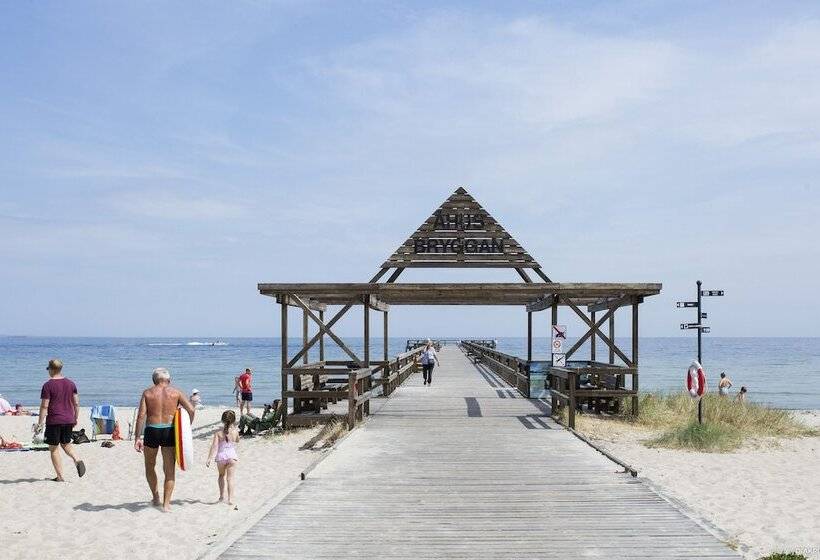 ホテル First Camp åhus Kristianstad