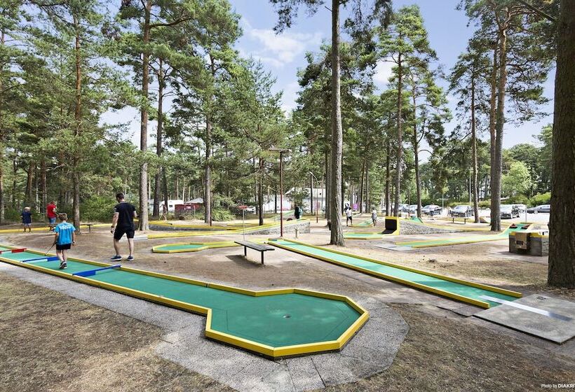 ホテル First Camp åhus Kristianstad