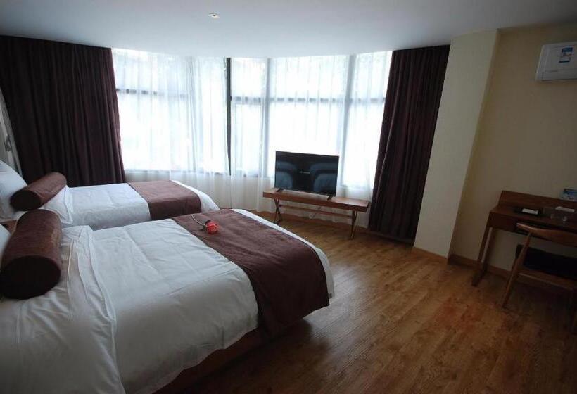 Hotel James Joyce Coffetel Lushan Scenic Spot Guling Street Branch