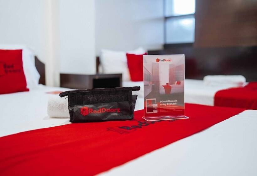 هتل Reddoorz Premium @ Guadalupe Village Davao