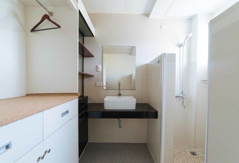 هتل Reddoorz Premium @ Guadalupe Village Davao