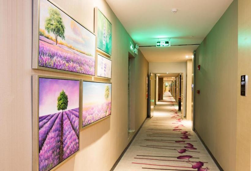Lavande Hotel Guangzhou Zhujiang Xincheng Metro Station Branch