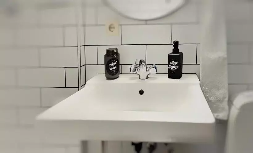 پانسیون Arbol Guesthouse