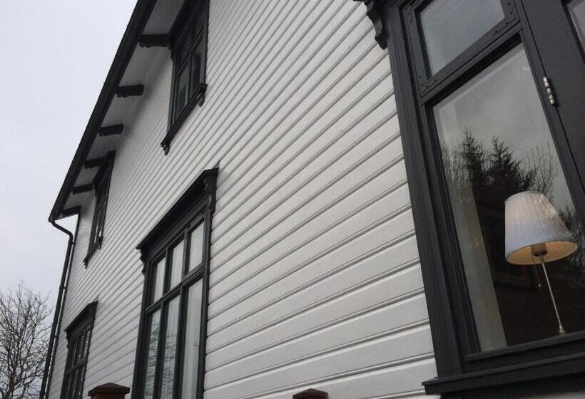 پانسیون Arbol Guesthouse