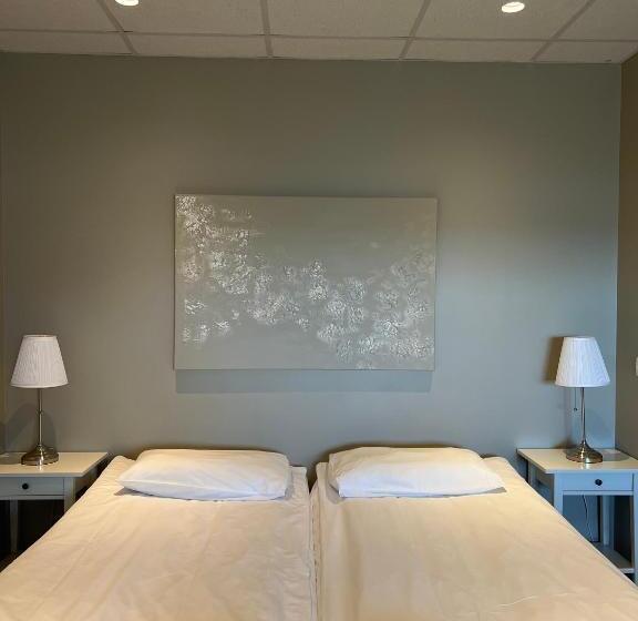 پانسیون Við Hafið Guesthouse