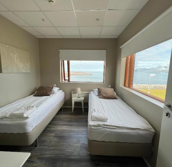 پانسیون Við Hafið Guesthouse