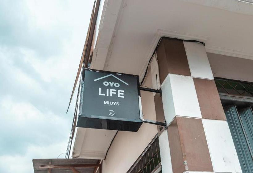 Hotel Oyo 1744 Midys