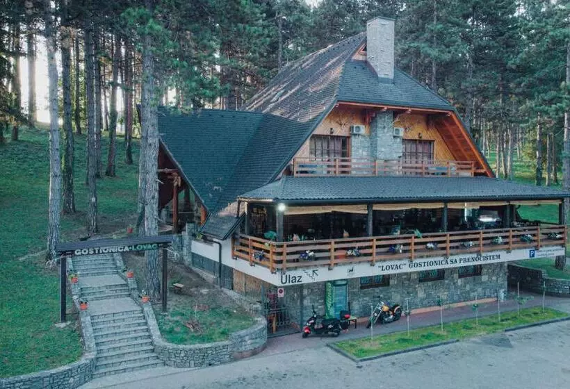 هاستل Prenoćište/restoran Lovac