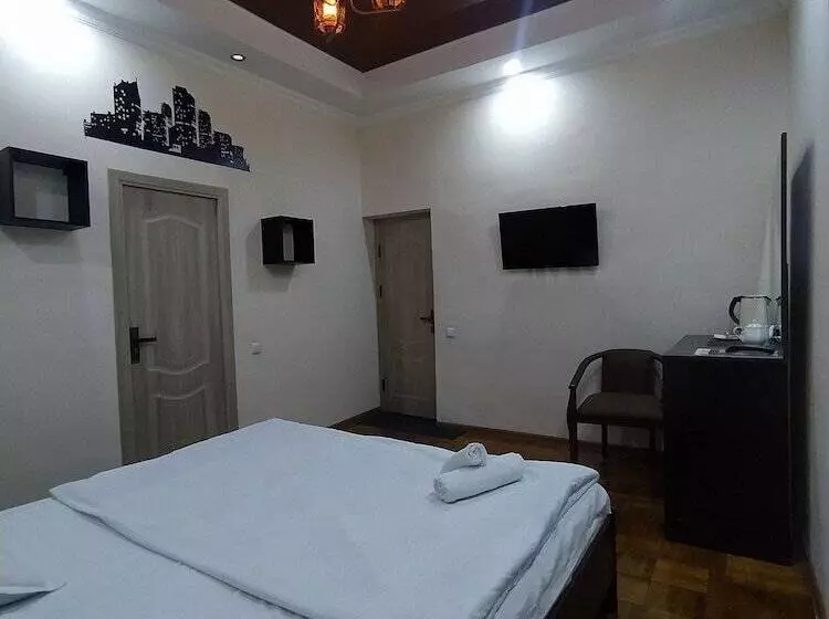 تختخواب و صبحانه Orom Guest House