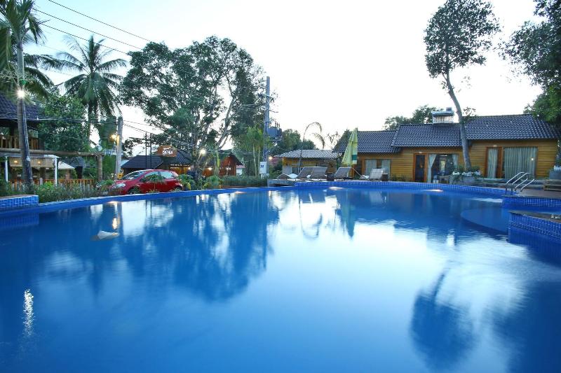 هتل Dendi Resort Phu Quoc