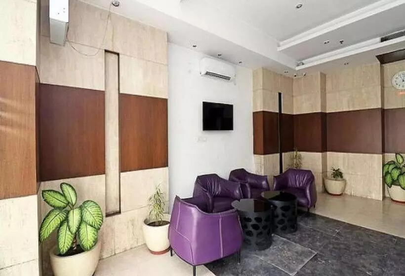 Hotelli Joy Inn & Suites