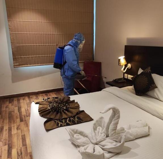 호텔 Joy Inn & Suites