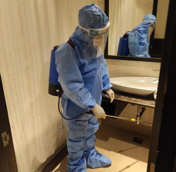 호텔 Joy Inn & Suites