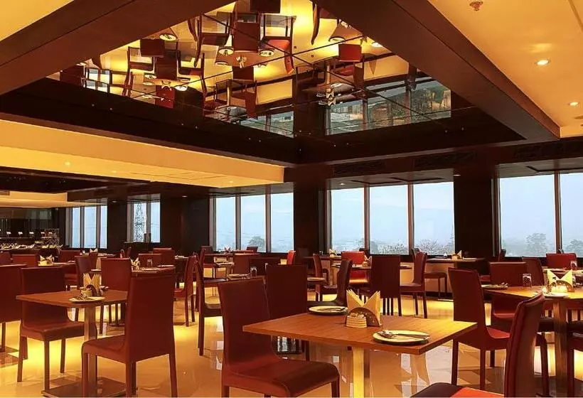 Hotelli Joy Inn & Suites