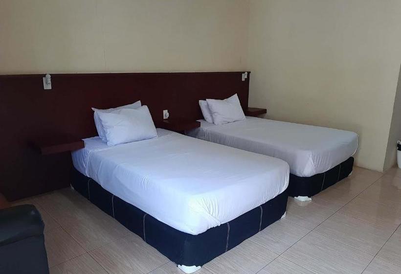 فندق Oyo 1698  Juma Eluk