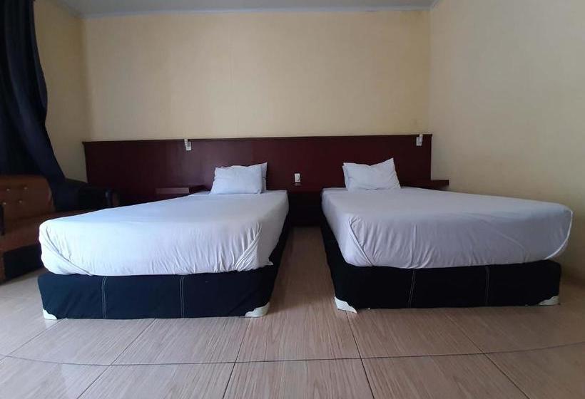 فندق Oyo 1698  Juma Eluk