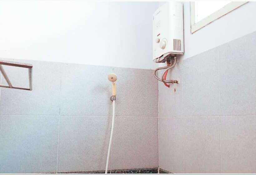 酒店 Reddoorz Near Bojonegoro Train Station